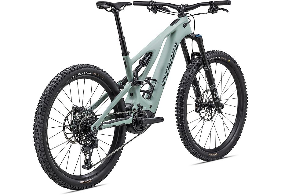 Levo 2025 comp carbon