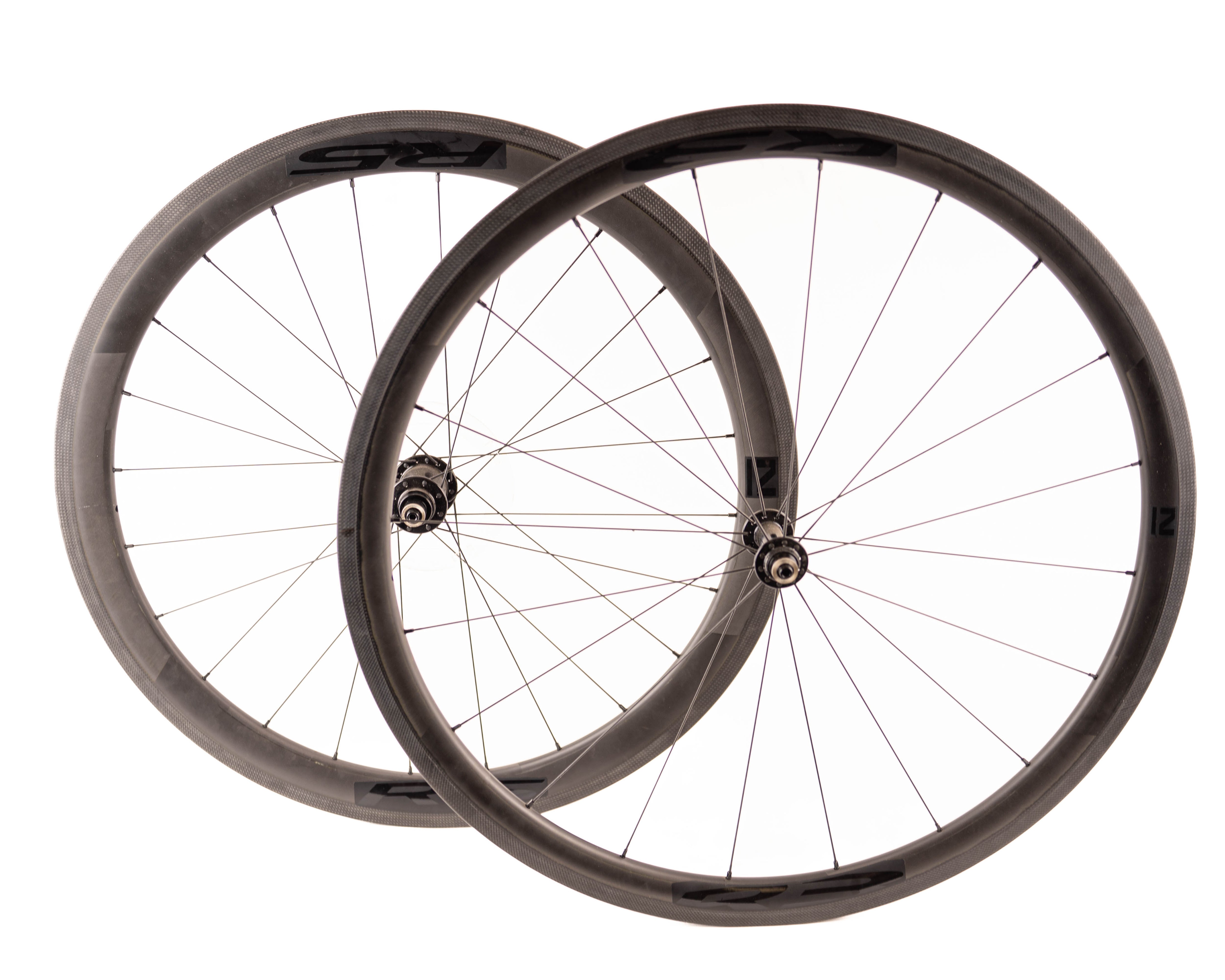 Novatec hot sale r3 clincher