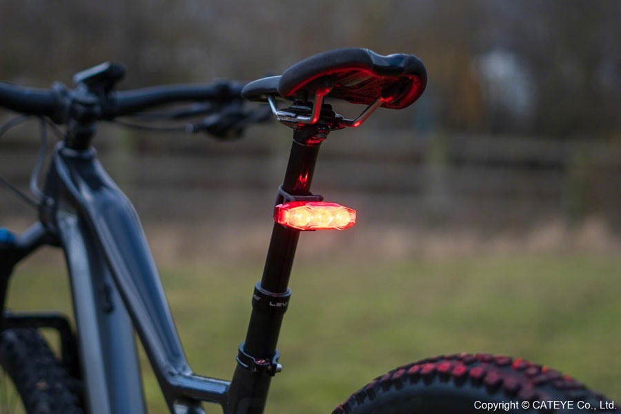 CatEye ViZ450 Taillight