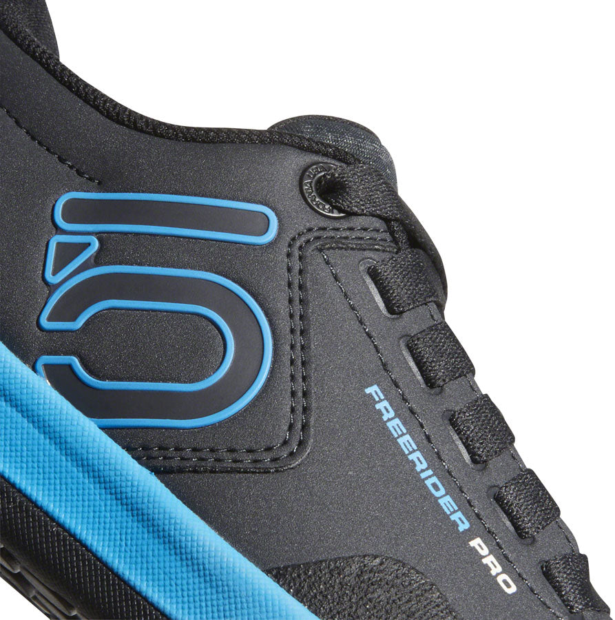 Five Ten Freerider Pro Flat Shoe - Women's, Carbon/Shock Cyan/Black