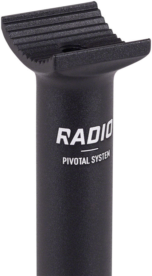 Radio Pivotal Seatpost