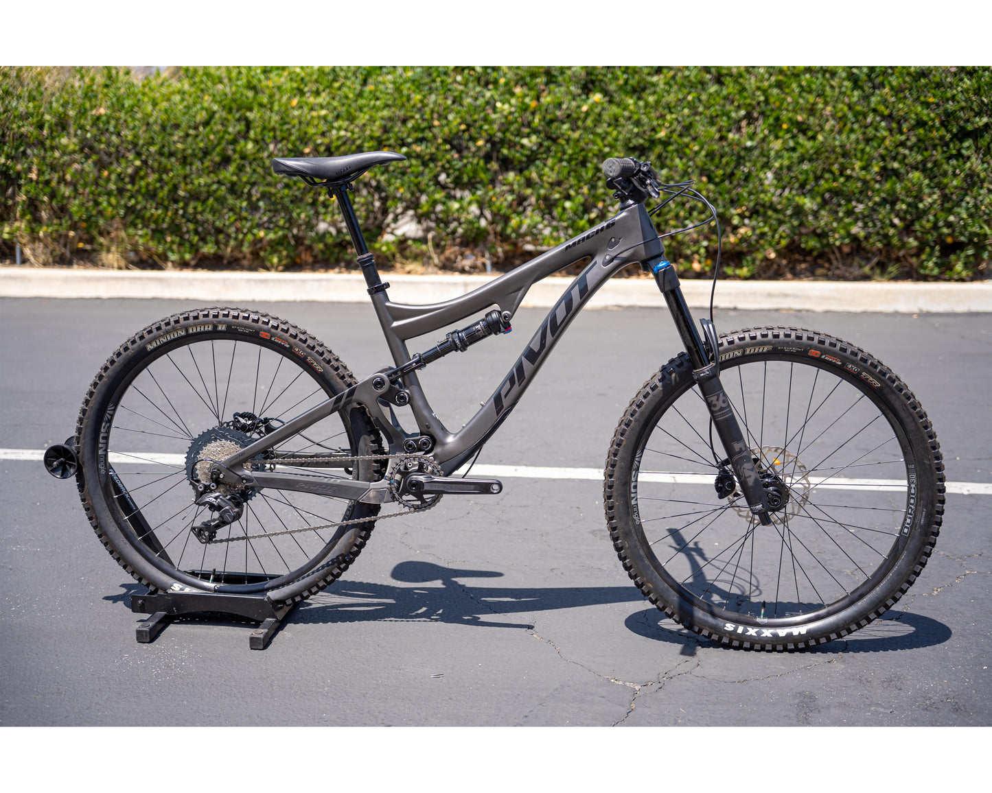 2019 Pivot Mach 6 Carbon Race XT Sil MD