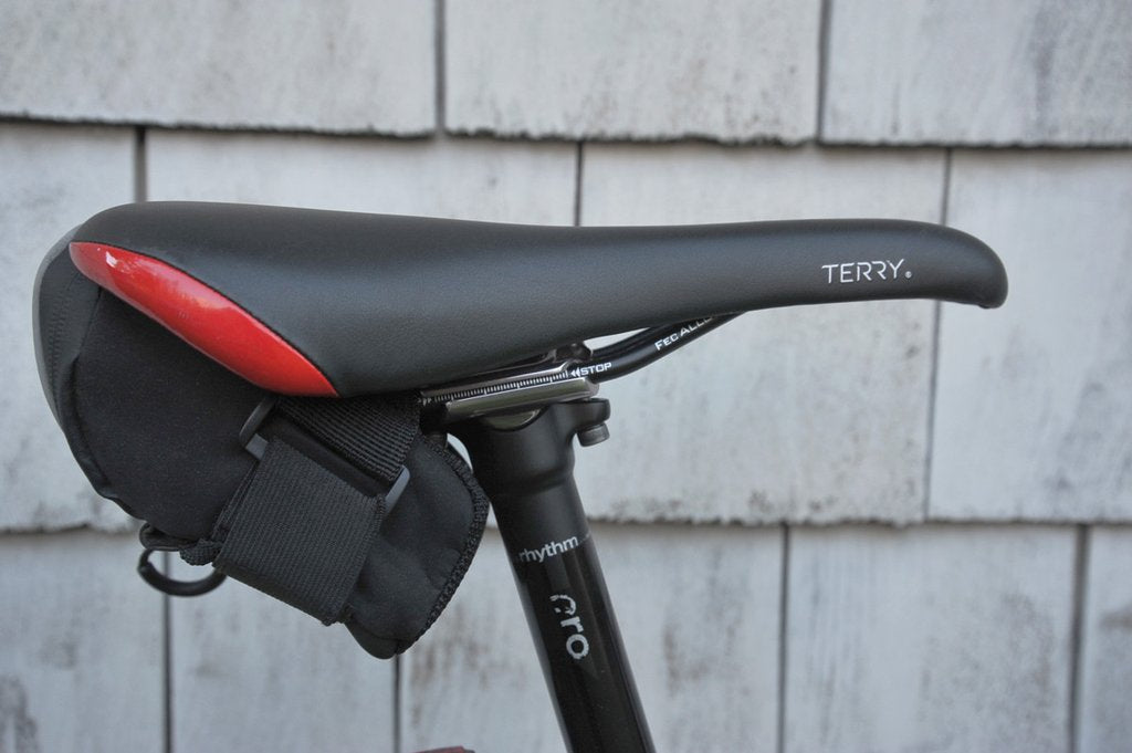 Lezyne micro caddy on sale saddle bag